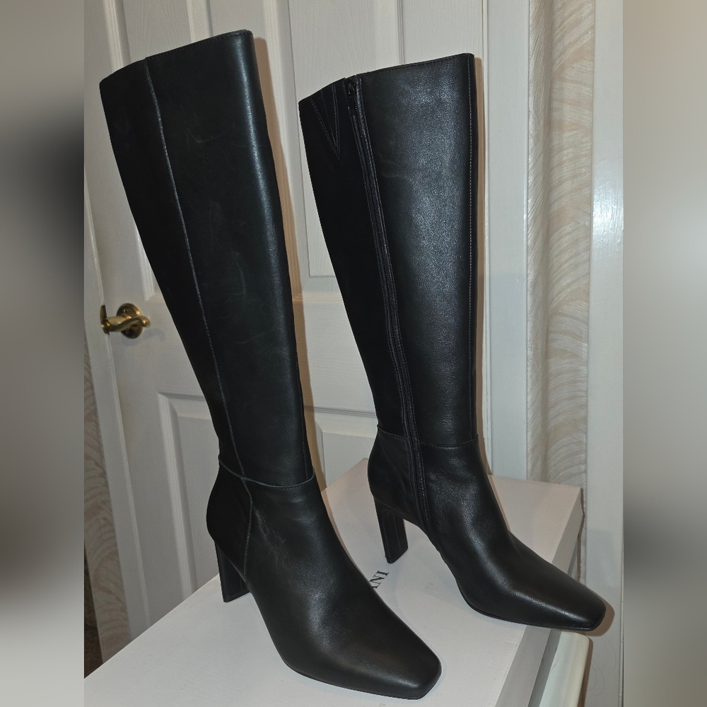 Alfani Brand Ladies Genuine Leather Tall Black Boots Size 6M - Brand New!!